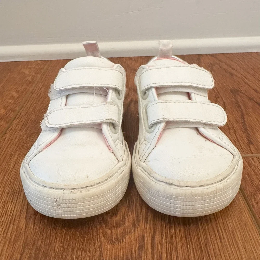 GAP Kids Toddler Girl‎ White Fasten Sneakers Size 5 GUC